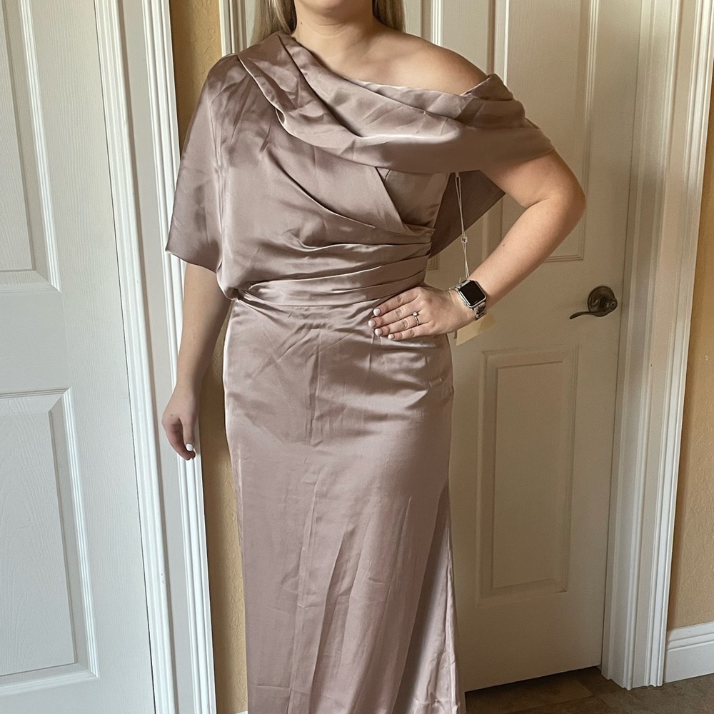 Sheath one shoulder gown